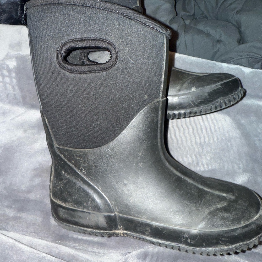 Mucky Wear kids boots